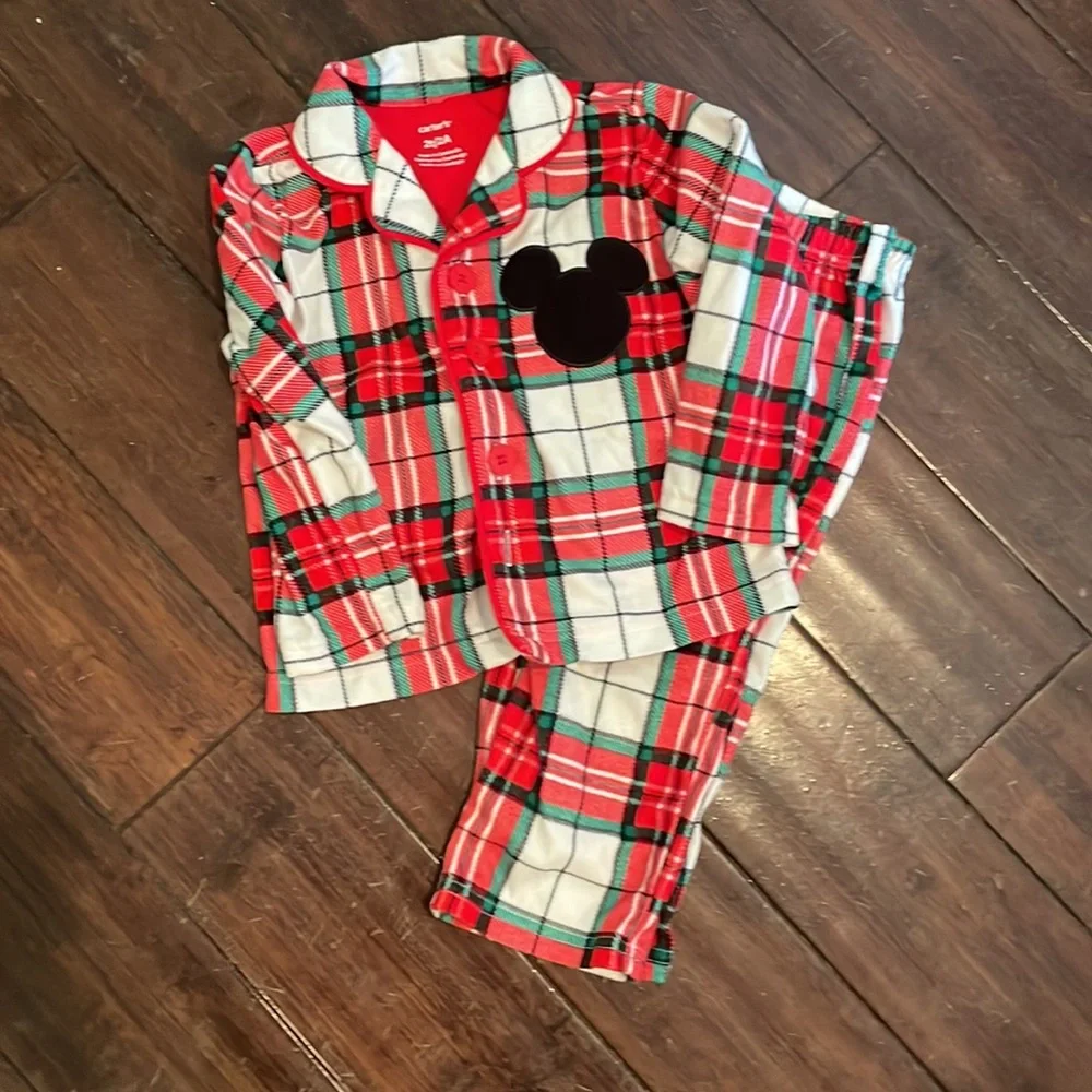 Disney Family Christmas Pjs - Picture 5 of 6